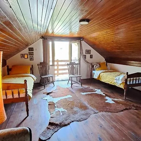 Cherry Ii Gradac 아파트