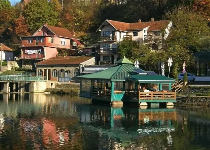 Cherry Ii Gradac Daire *